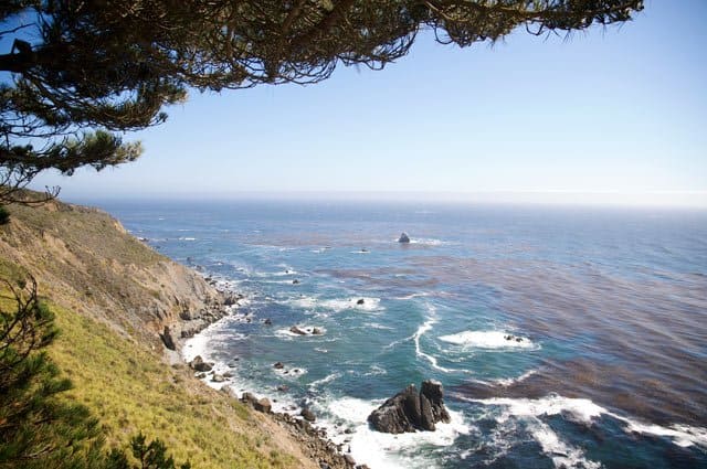 Romantic things to do in California - Big Sur coastline on GlobalGrasshopper.com