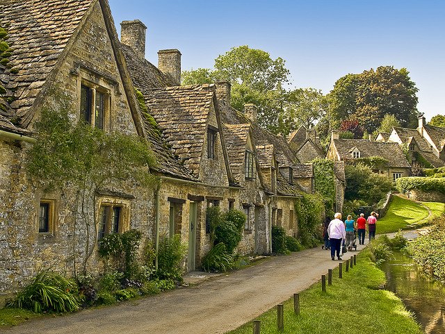 Bibury - 10 of the prettiest English villages on GlobalGrasshopper.com